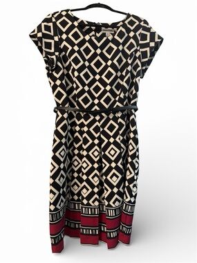 Black & White Geometric Dress with Red Hem and Black Belt -16